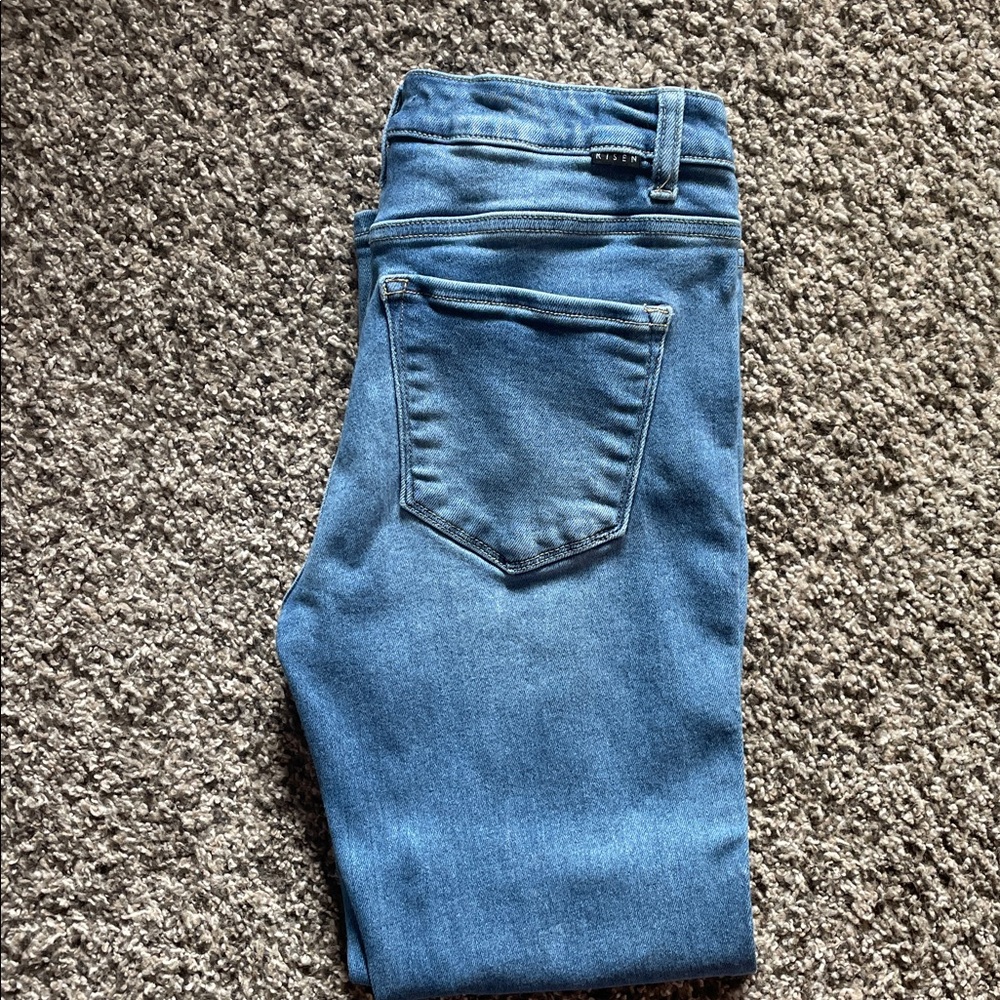 Risen stretch boutique cropped jeans. - Picture 9 of 10